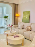 nhà mặt tiền đường 3/2 đoạn đẹp 4 tầng mới hdt có sẵn tiện kinh doanh và ở