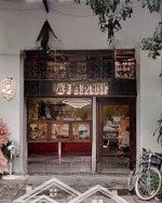 cho thuê nhà phố hàng trống - 30m² + gác xép 25m²+ kho 6m², mặt tiền 3m, vị trí đẹp gần nhà thờ lớn