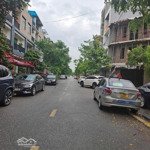 2 lô liền nhau mặt phan huy chú. bò sơn 4. p võ cương dt 153m2 mt 10m hướng đn. giá 30 tỷ