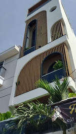 xây mới, sang trọng, 6 tầng, thang máy vi vu, nội thất cao cấp