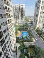 bán căn hộ 2pn origami. sẵn sổ - giá 3tỷ180 trọn gói. đông bắc. nhà mới 100% view hồ bơi