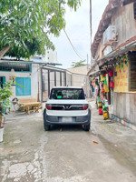 đất 9x14m xe hơi đường số 49 lâm văn bền quận 7 giá mềm thị trường