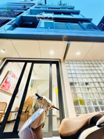 chính chủ bán nhà đẹp view hồ, trịnh công sơn, 43m2 x 5t x mt 6m, 20m ra phố, 3 ngủ ở luôn