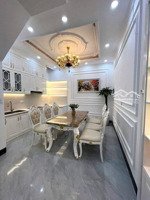 bán nhà phân lô trần quốc hoàn, oto vào nhà, 45m2x7t, full nt mới đẹp thang máy, giá nhỉnh 20 tỷ