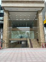 chính chủ cho thuê nhà mp ngô gia tự, đức giang 300m2 8 tầng 1 hầm, 2 thang máy, giá 250 triệu