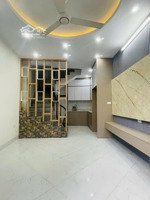 đường ô tô thông , bán nhà gần ga hà đông , 5 tầng , mt 4m , giá nhỉnh 7tỷ5
