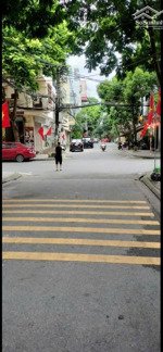 cho thuê nhà phân lô khu 918 phúc đồng long biên - 85m 4 tầng 15 triệu