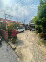 q2 - bán đất tặng nhà c4 - khẳng định giá tốt nhất khu vực chưa tới 60tr/m2 - 143m2 - oto vào nhà