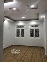 quá rẻ!! chỉ nhỉnh 5 tỷ có ngay nhà (4.5x16) hxh 6m bà hom