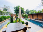 cho thuê villa thạnh mỹ lợi, 350m2. hồ bơi, sân vườn. giá 65tr/th. lh quân 