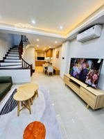 đập hộp kim giang, ngõ thông, kd, vài bước ra phố, nhà dân xây mới, không qh, full nội thất, 39m2*5