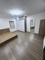 cực hiếm hoàn kiếm - phố thợ nhuộm - quán sứ - hai bà trưng- 5 tầng thang máy - chỉ 15.2 tỷ