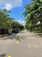 cam kết giá rẻ nhất thị trục đường hiện tại
mặt tiền hoà hiệp 3 - hoà khánh - đà nẵng
đường 7,5m