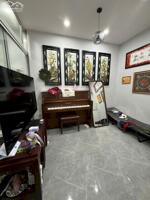 Bán nhà phố Thái Hà, Đống Đa, nhà đẹp ở ngay 5 tầng 42m2 giá 13.5 tỷ