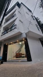 9,9 tỷ siêu phẩm hoàng văn thái - lô góc - ôtô tránh trước cửa- kinh doanh tốt- 3 ngủ đủ công năng