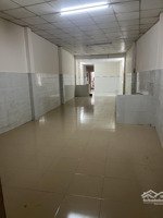 chính chủ cho thuê nhà tiện mở trung tâm dạy thêm hoẵ ngăn phòng cho thuê