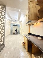 b.á.n n.h.à dân xây để không. kcbt chắc chắn - zá đầu.tư. chủ mới thêm thùng sơn lại đẹp long lanh