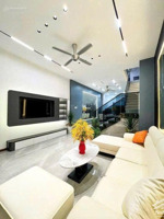 bán nhà đẹp ngay ung văn khiêm - p25 - bình thạnh, có dòng tiền 18tr/th, ở ngay. shr. giá 2tỉ250