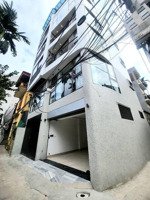 bán nhà lô góc ngọc thuỵ, oto vào nhà,6 tầng thang máy,dt 40 mt 4,6 full nội thất