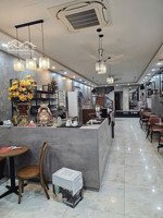 siêu phẩm đấu giá, tái định cư giang biên dt100m. vỉa hè ôtô tránh,trục chính.kinh doanh.