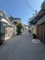 bán nhà 2 tầng, mặt tiền hxh ngay đh maketing. 65m2 - nhỉnh 7 tỷ