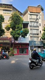 cho thuê nhà mặt phố trường chinh - đống đa, dt 65m2 x4 tầng, mt 7.5 m, 45 tr, thông sàn, thang máy