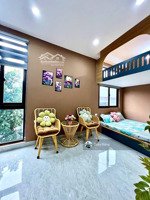 tòa chdv hào nam, 64m2, 13 phòng sẵn nội thất, dòng tiền 70 triệu/tháng, xây mới đẹp, pccc an toàn