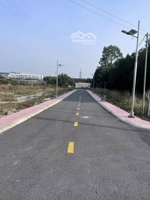 bán đất sân bay long thành_5,5x20_ chủ mới tách 64 lô đất sổ hồng riêng từng lô, đường nhựa vỉa hè