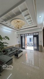 nhà mới ở ngay gần hiệp thành city - xem là ưng - xe hơi đậu trong nhà - chỉ hơn 5 tỷ