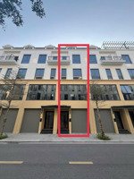 căn 80m2 còn sót lại tại central riverside giá đang tốt nhất