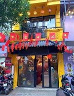 thuê thẳng nhận luôn tại khu phố nhà thờ mặt tiền hơn 4m