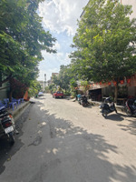 nhà biệt thự sân vườn 3 tầng dt: 322m2 hẻm xe hơi - p. phú thuận, q7, tphcm - giá chỉ hơn 15 tỷ