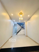 bán nhà bến vân đồn quận 4 - 3 tầng - 30m2 - chỉ 3 tỷ - nhà mới sạch đẹp dọn vào ở ngay