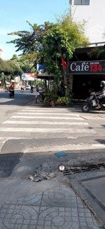 bán chdv 14p - căn góc hẻm xe tải ngay bv 175 - 5 tầng + thang máy - 9,7tỷ tl