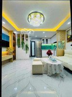 hót! trung tâm lotte đào tấn, ba đình. dt: 48m2, 5t, rộng: 4,8. giá: 8,5 tỷ. 3 thoáng, gần ô tô.