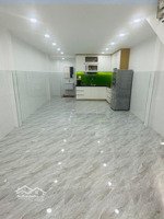 cộng hòa hàng hiếm chốt nhanh lẹ còn kịp, 48m22 tầng 3pn sát bên nhà ga t3 nhà mới keng