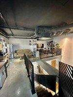 đi nước ngoài, cần bán chcc duplex 1 trệt 1 lầu 170m2 giá 9,99 tỷ ban công rộng