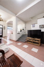 nhà 2 mặt hẻm gần bàu cát, 6 tầng, dt 57m, xe tải tránh