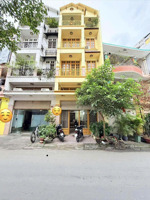 nhà 2 mặt tiền đường hoa sữa,phú nhuận 4 tầng 5,3x13m giá chỉ 22,5 tỷ còn thương lượng.