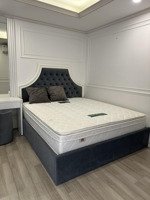 bán căn 2 phòng - nội thất cao cấp - mới như hình - view nam, mát mẻ cả ngày