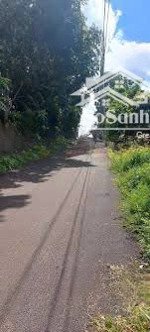 bán 2 thửa đất mặt tiền đường nhựa thuộc xã láng lớn, huyện châu đức