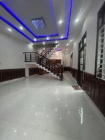 nhà đẹp tô hiệu- ngay hoàng thị lan- gần biển - nhà kiên cố không 1 vết thấm - chỉ nhỉnh 4ty