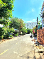 cần bán 5 lô đất khu vực dự án khu
mười mẫu giá từ 11.5 tỷ - 12.5-13,95tỷ - 21.5 tỷ lh 