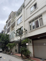 nhà kđt ngõ 180 thanh bình phân lô vỉa hè ô tô tránh dt 55m2 5 tầng mt 5m chỉ 18.5tỷ full nội thất