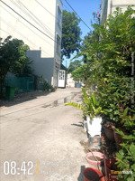 nhà còn mới, mua ở ngay ,không quy hoạch, không lỗi phong thủy.