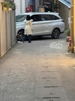 bán nhà xuân la - ngoại giao đoàn. dt: 68 m2, rộng: 6m. nhỉnh 15ty. oto đỗ cửa, kinh doanh, ở tốt