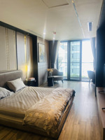 chính chủ cần bán căn 2pn 80m2 ban công đông nam giá rẻ lh 