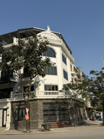 cần thanh khoản gấp lk văn phú-lô góc-kinh doanh-vị trí vàng-130m-tòa nhà víp -220tr/m