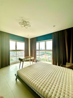 bán căn hộ happy valley phú mỹ hưng 100m2, lầu cao. giá 9.5 tỷ. liên hệ em loan 