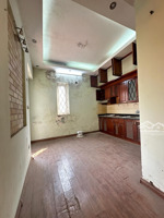 bán ch tập thể mặt phố láng hạ, đống đa, lô góc, tầng 2+3, sổ 65m, dt 110m, ở, kd tốt, giá hơn 5 tỷ